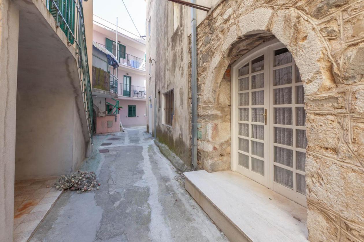Apartmani Marija ポドゥゴラ エクステリア 写真