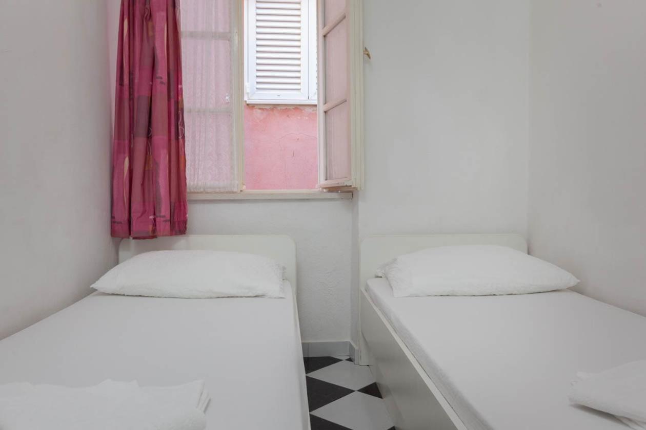 Apartmani Marija ポドゥゴラ エクステリア 写真